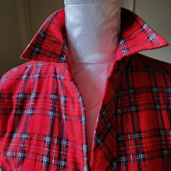 Vintage Red Plaid Timber Run Men's Flannel Shacket - Picture 4 of 11